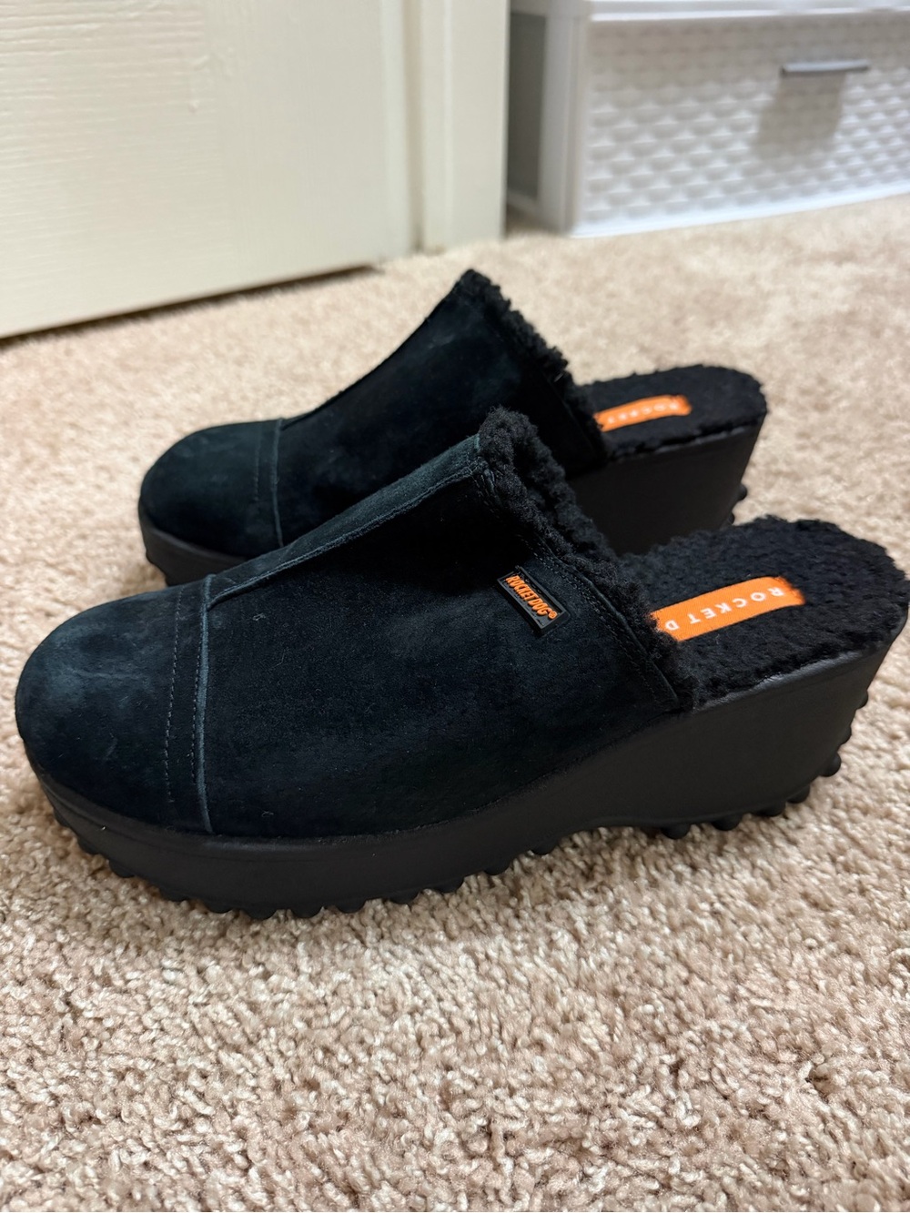 Rocket Dog Black Suede Shearling-Lined Wedge Clog Mules